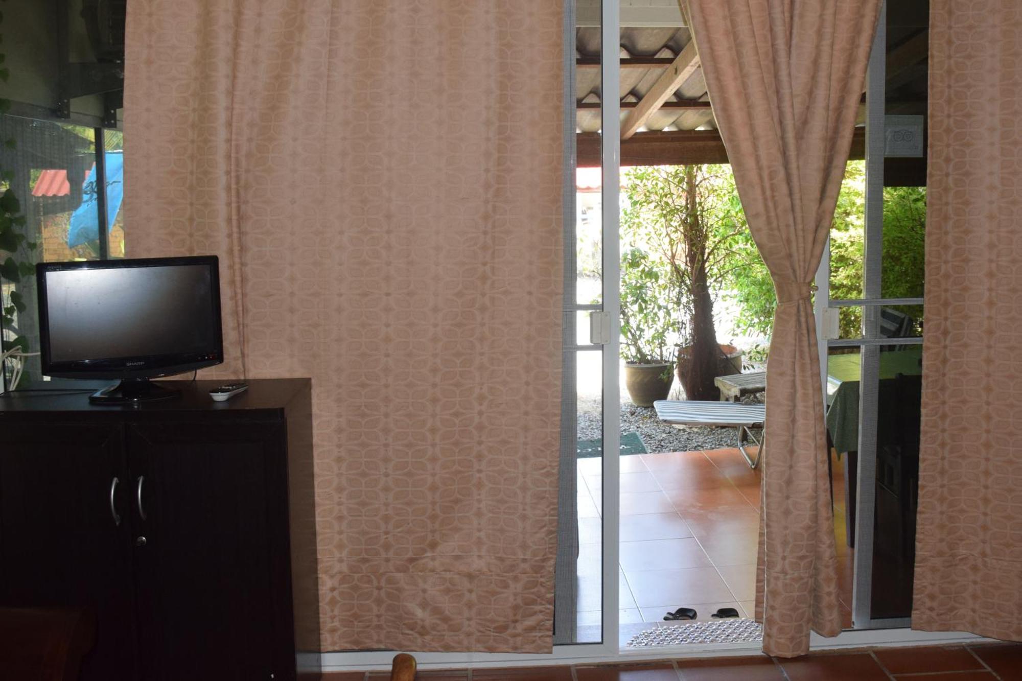 Sanuk Bungalows Rawai Phòng bức ảnh